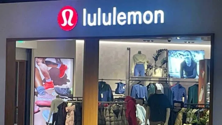 Lululemon store sign