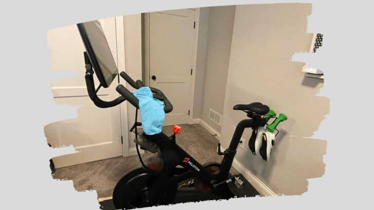 10 Tips on How to Clean Your Peloton Bike the Right Way