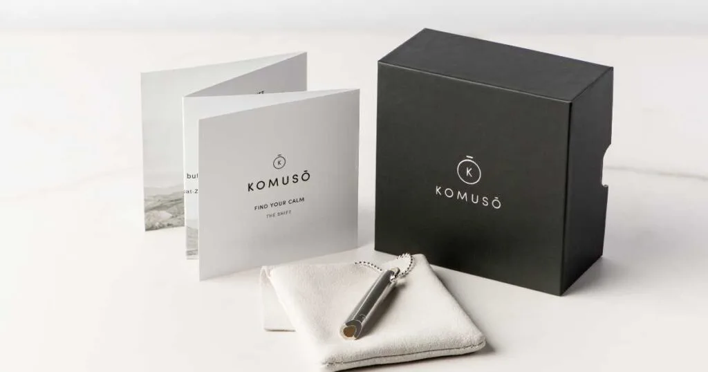 komuso shift necklace in packaging